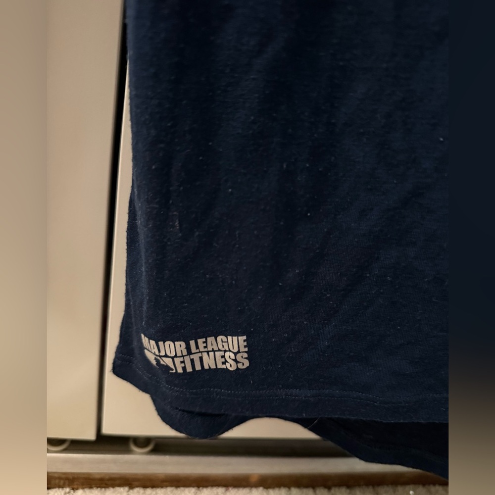 Milwaukee Brewers Navy T-Shirt - Picture 2 of 3